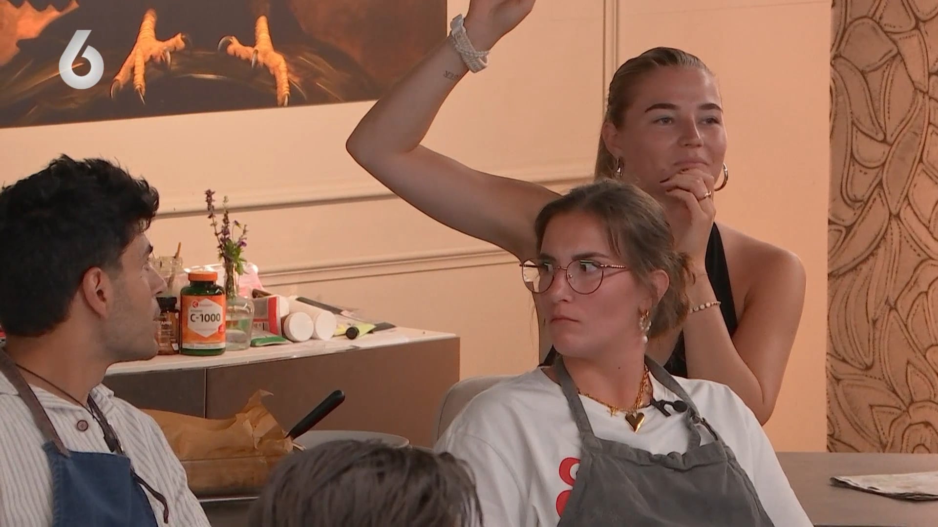 Anouk in De Bondgenoten